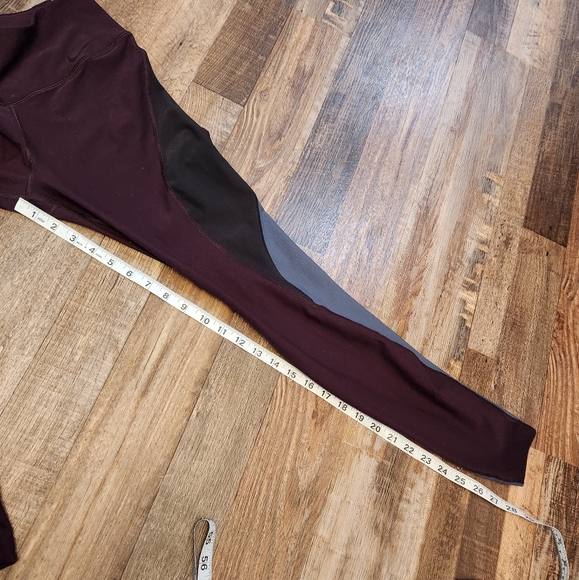 Nike Dri-Fit Leggings Size S 28" Inseam - Picture 5 of 5
